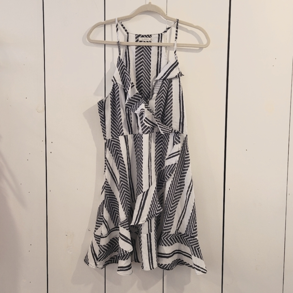 Black and white ruffle sundress size S
